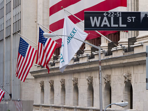 US Stock Market Tumbles as Tech and Semiconductor Stocks Lead Massive Se
